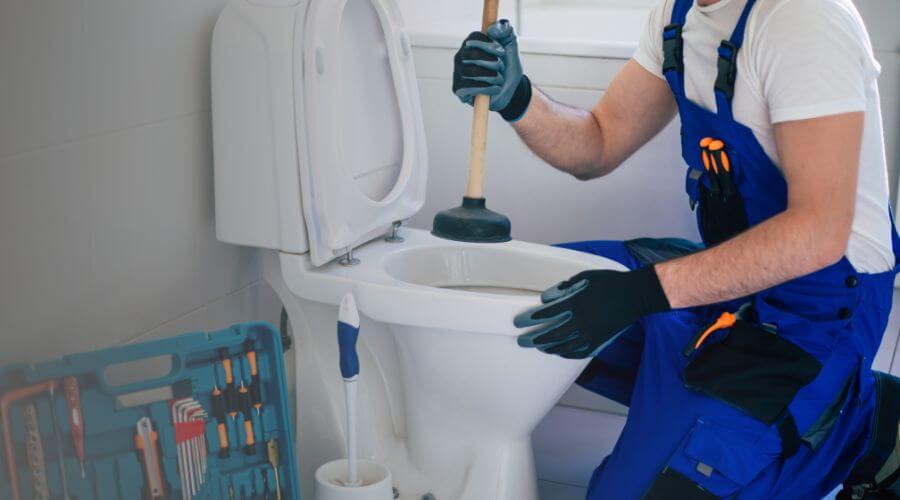 Local annual plumbing maintenance in New Salem, IL